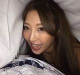 宿で目覚ましフェラをしてくれる色っぽい全裸の美女に口内射精　水川スミレ